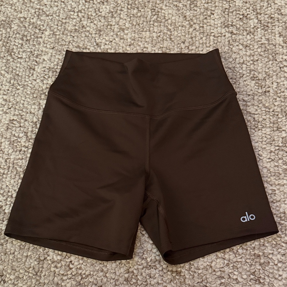 ALO Yoga Women's Chocolate Bike Shorts